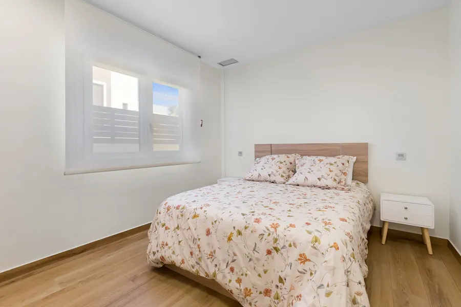 Villa 3+kk — Benijofar — Foto 11