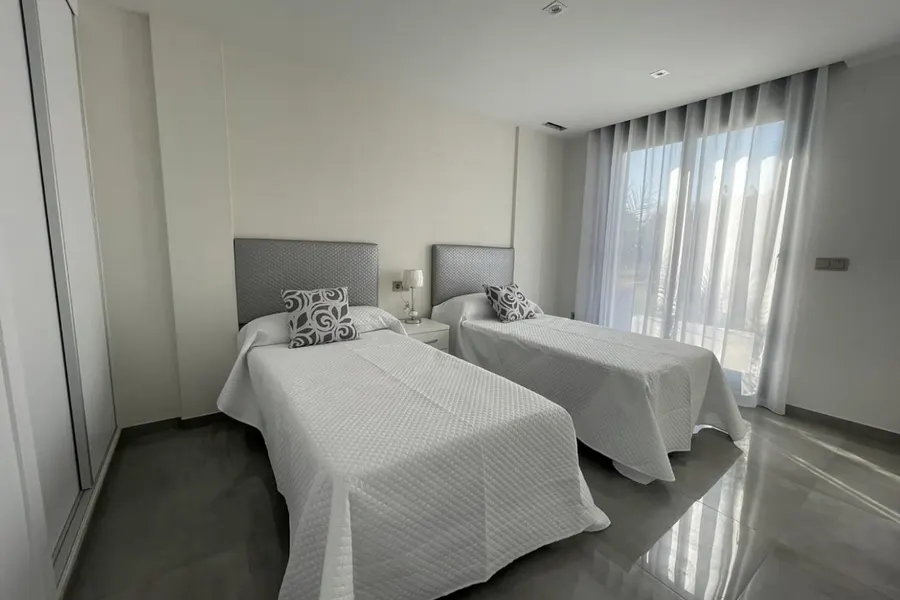 Villa 3+kk — Torrevieja — Foto 18