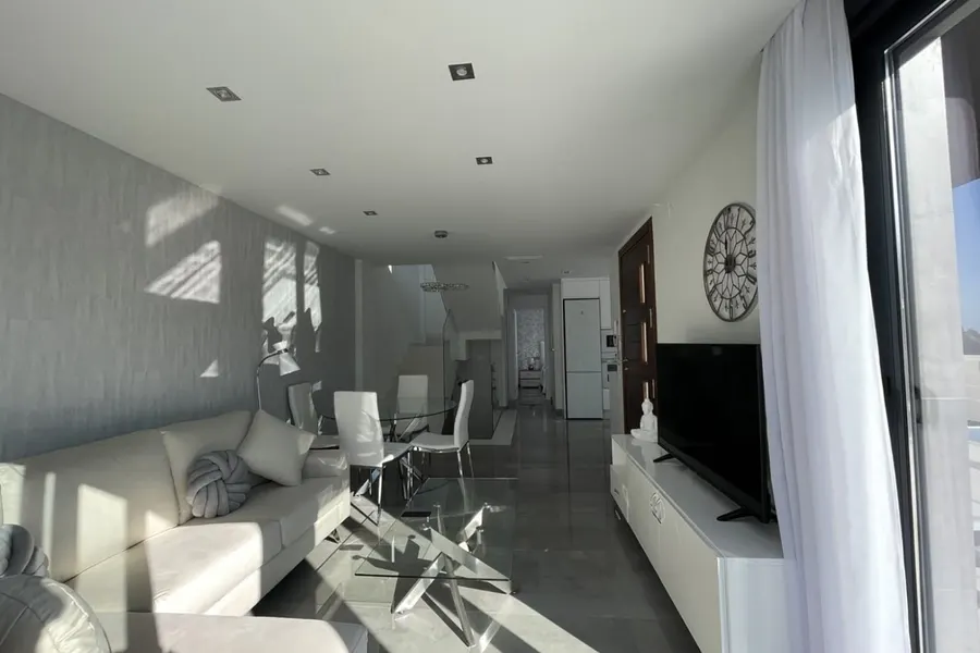 Villa 3+kk — Torrevieja — Foto 13
