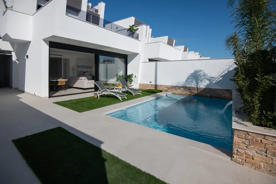Reihenhaus 3+kk — Santiago De La Ribera — Foto 7