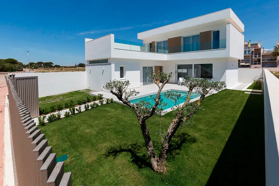 Villa 3+kk — Santiago De La Ribera — Foto 2