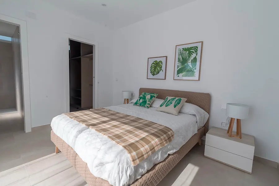 Villa 3+kk — Santiago De La Ribera — Foto 12