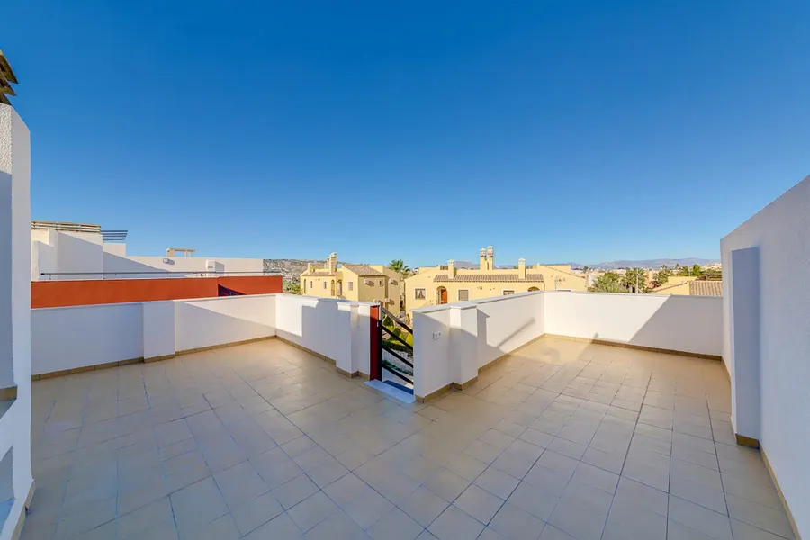 Townhouse 3+kk — Algorfa — photo 7