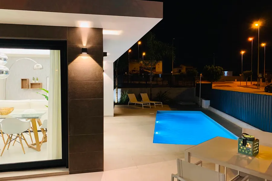 Villa 3+kk — Daya Nueva — Foto 15
