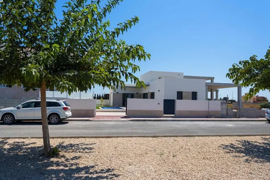 Reihenhaus 3+kk — Daya Nueva — Foto 3