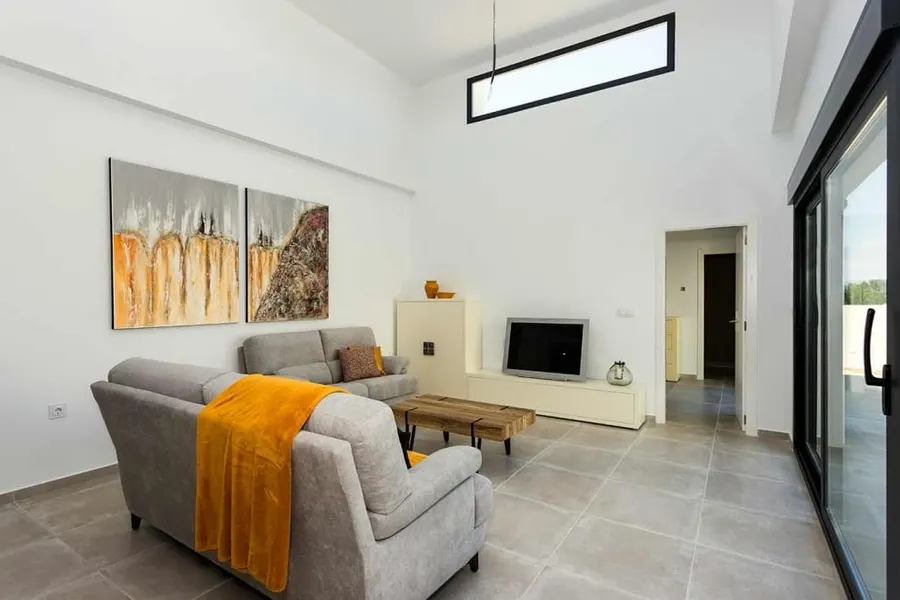 Reihenhaus 3+kk — Daya Nueva — Foto 18