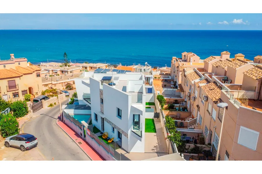 Villa 3+kk — Torrevieja — Foto 2