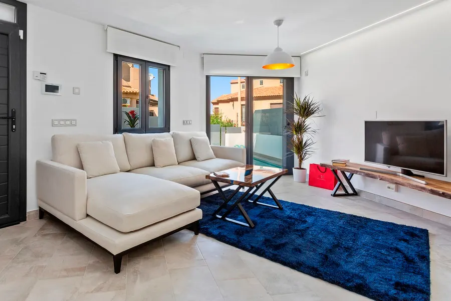 Villa 3+kk — Torrevieja — Foto 9