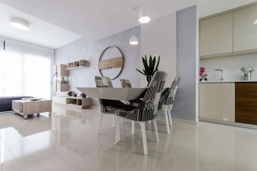 Villa 4+kk — San Miguel De Salinas — Foto 3