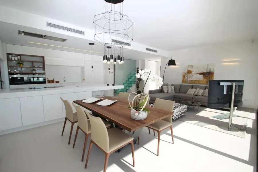 Villa 4+kk — San Miguel De Salinas — Foto 2