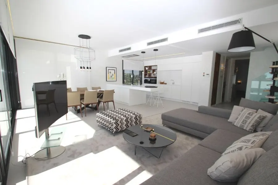 Villa 4+kk — San Miguel De Salinas — Foto 11