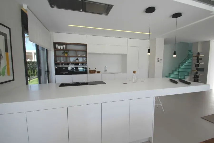 Villa 4+kk — San Miguel De Salinas — Foto 12