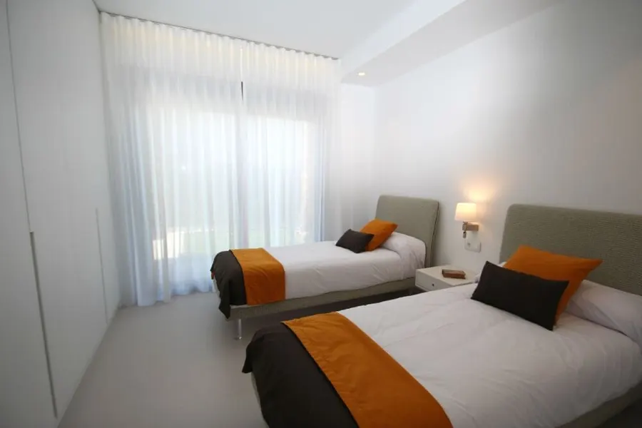 Villa 4+kk — San Miguel De Salinas — Foto 19