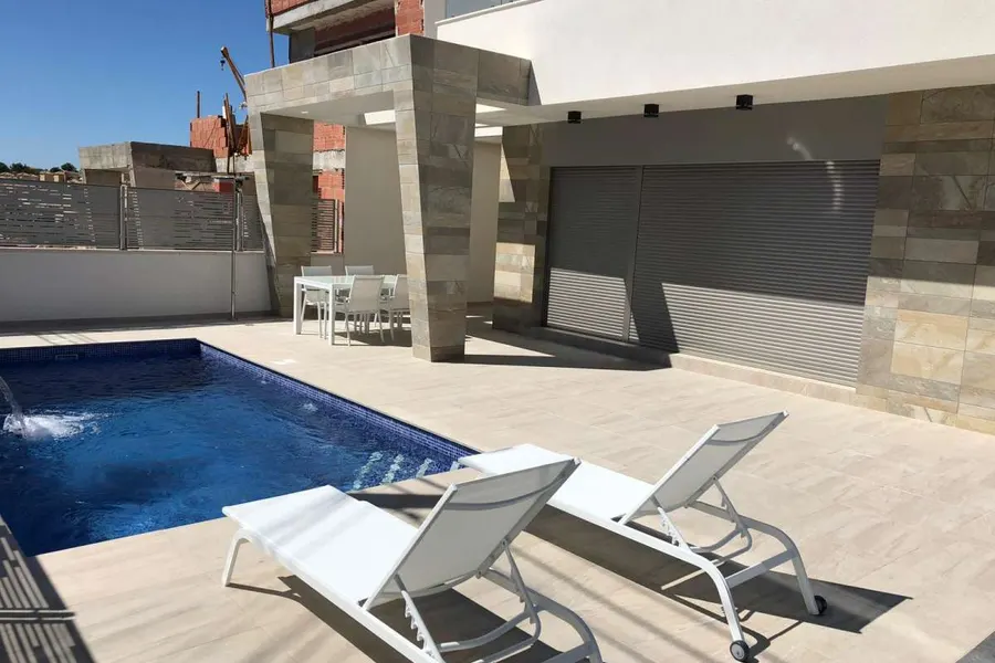 Villa 3+kk — San Miguel De Salinas — Foto 3