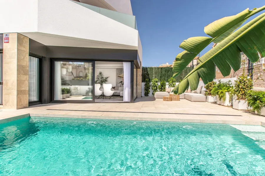 Villa 3+kk — Torrevieja — Foto 2