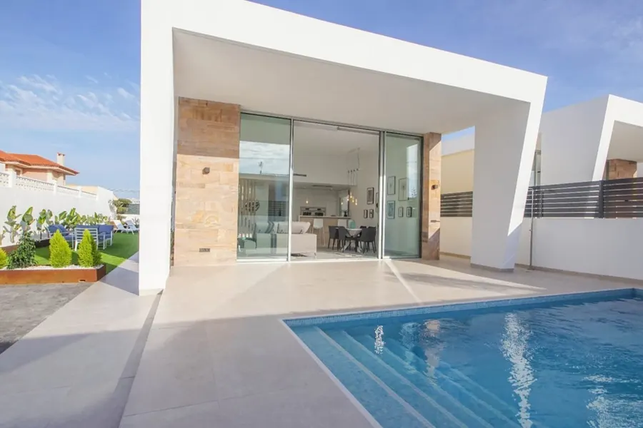 Villa 3+kk — Torrevieja — Foto 3