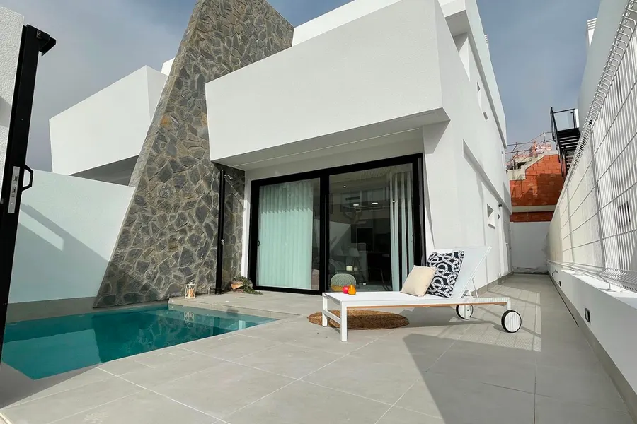 Reihenhaus 3+kk — Santiago De La Ribera — Foto 4