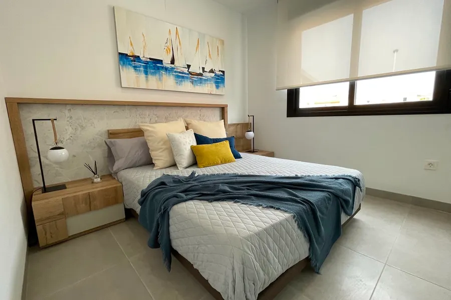 Reihenhaus 3+kk — Santiago De La Ribera — Foto 14