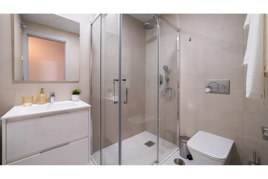 Apartment 3+kk — Benidorm — Foto 16