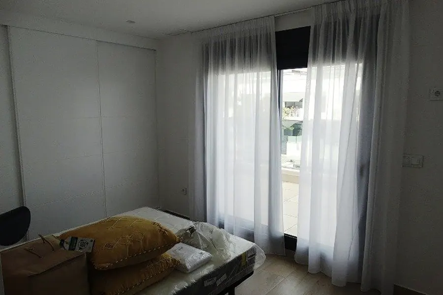 Reihenhaus 3+kk — Santiago De La Ribera — Foto 13