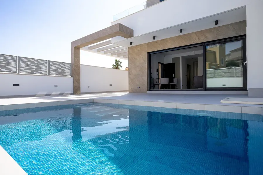 Villa 3+kk — San Miguel De Salinas — Foto 3