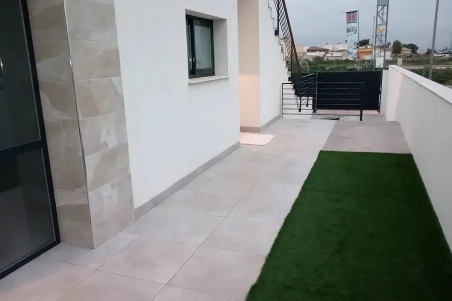 Reihenhaus 3+kk — Daya Nueva — Foto 9