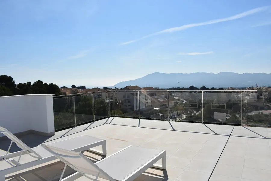 Villa 3+kk — La Nucia — Foto 14