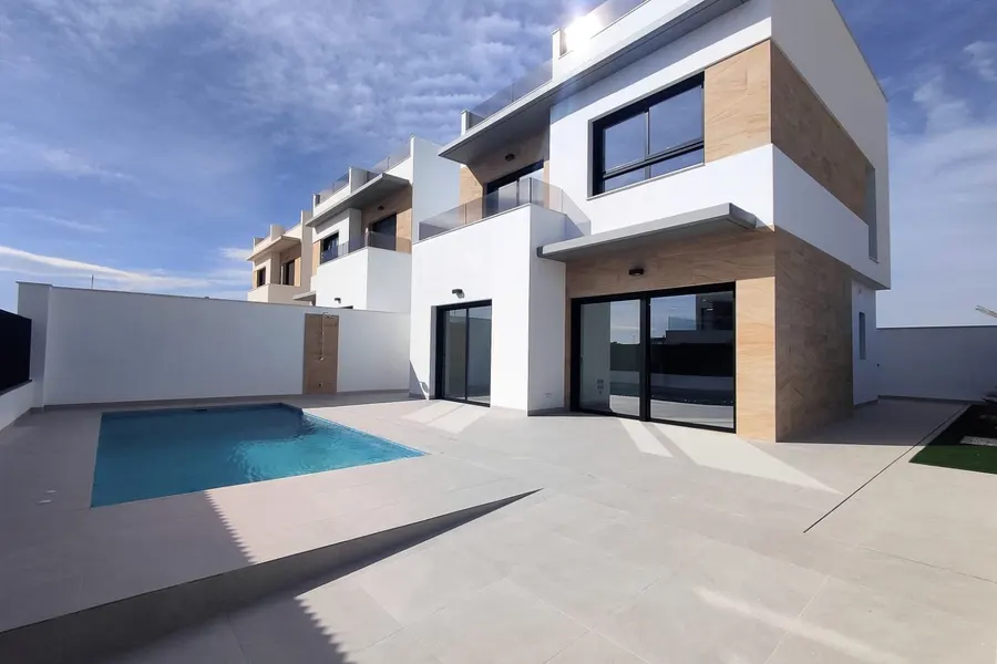 Villa 3+kk — Benijofar — Foto 2
