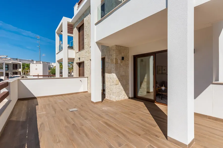 Apartment 2+kk — Torrevieja — Foto 3