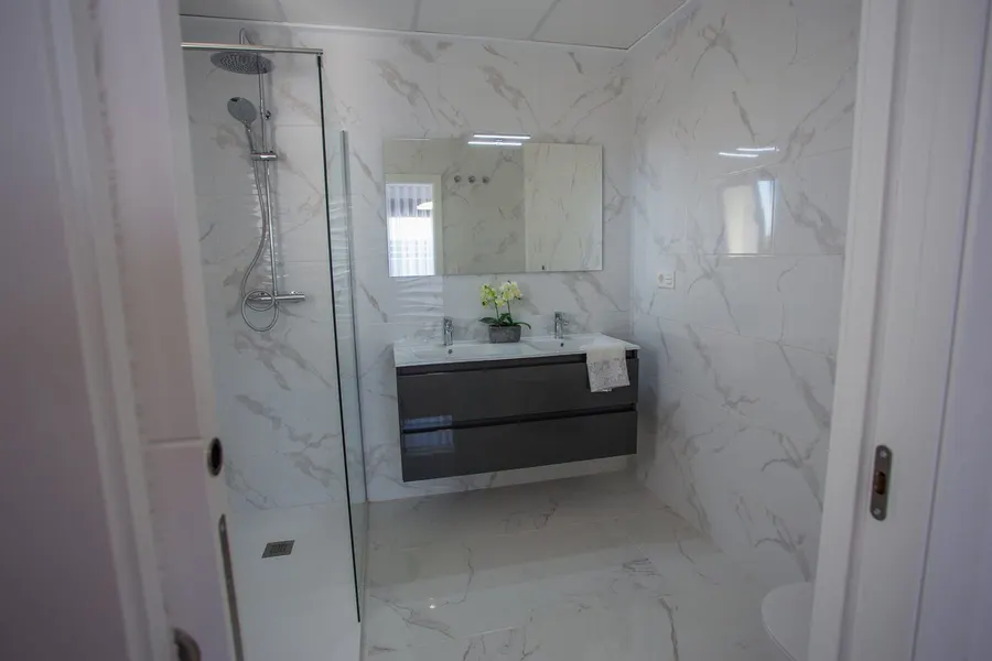 Villa 3+kk — Los Montesinos — Foto 14