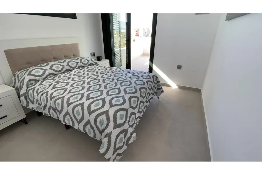 Villa 3+kk — Daya Nueva — Foto 18
