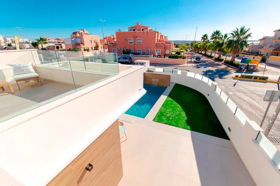 Villa 3+kk — Los Montesinos — Foto 17