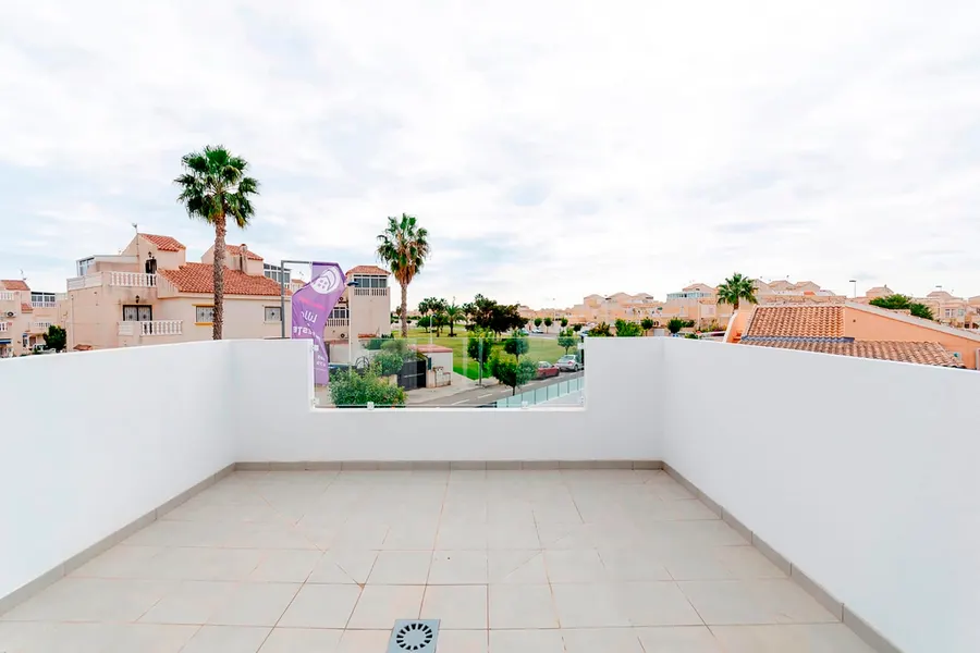Villa 3+kk — Torrevieja — Foto 5