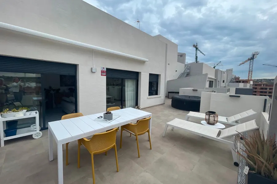 Penthouse 2+kk — San Miguel De Salinas — Foto 2
