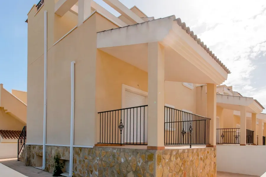 Reihenhaus 3+kk — San Miguel De Salinas — Foto 3