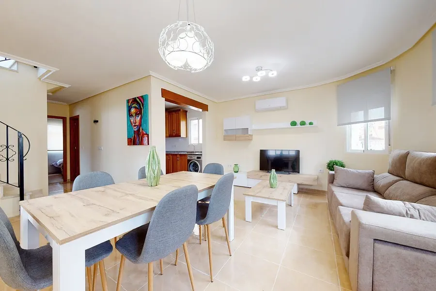 Reihenhaus 3+kk — San Miguel De Salinas — Foto 5