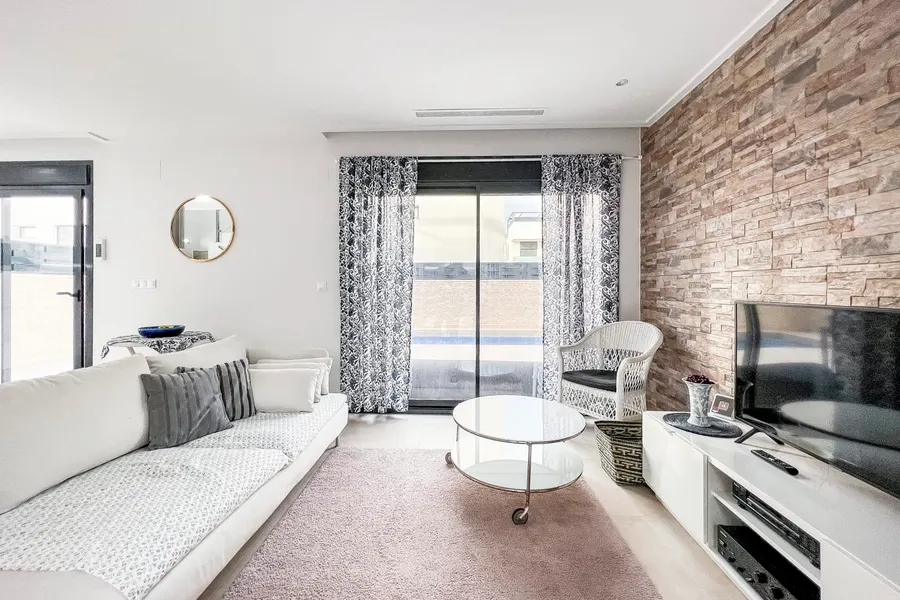 Villa 3+kk — Benijofar — Foto 2