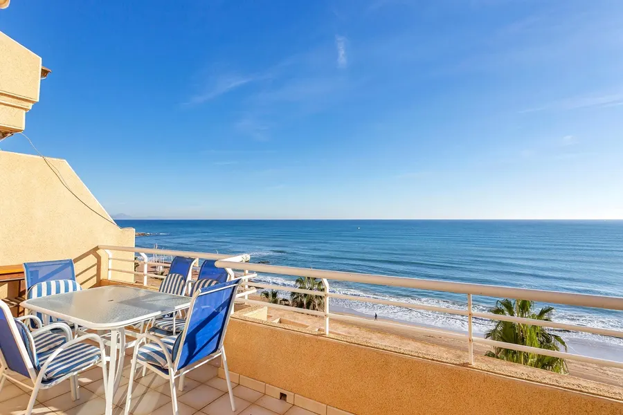 Penthouse 2+kk — Torrevieja — Foto 4