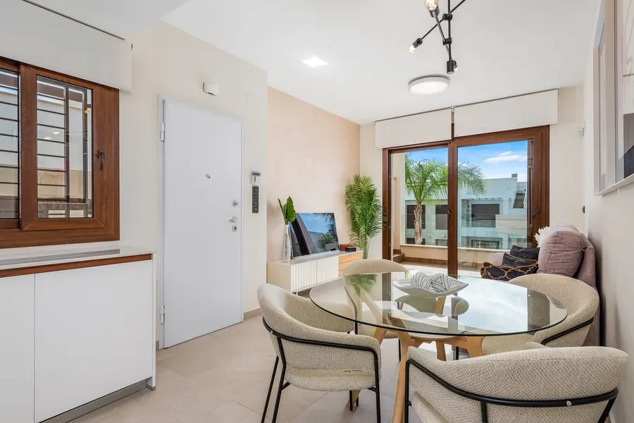 Penthouse 3+kk — Torrevieja — Foto 16