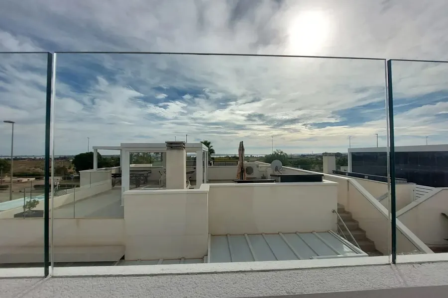 Reihenhaus 3+kk — Los Montesinos — Foto 13