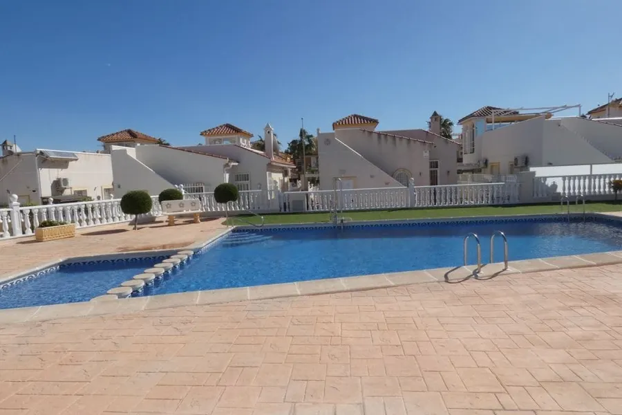 Villa 3+kk — Algorfa — Foto 2