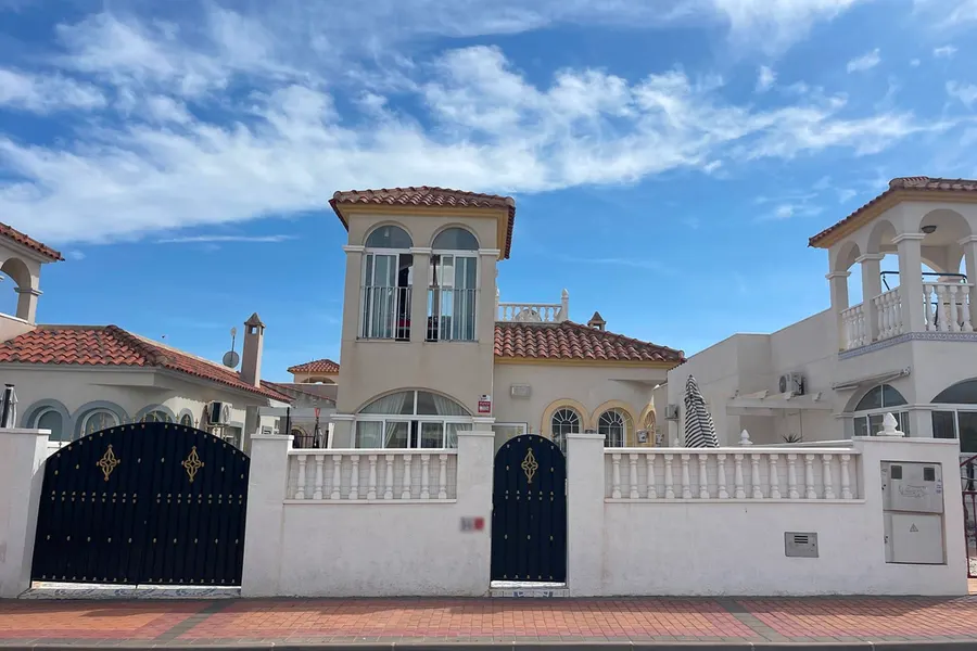 Villa 3+kk — Algorfa — Foto 3