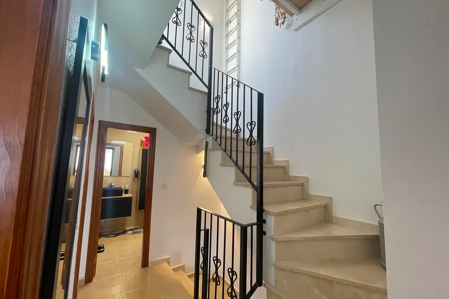 Townhouse 3+kk — San Miguel De Salinas — photo 17