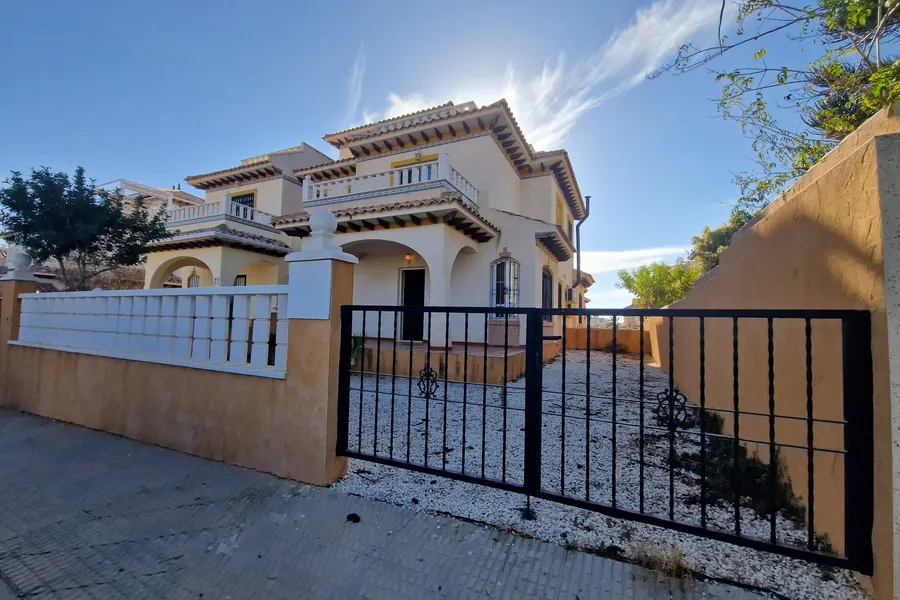 Reihenhaus 2+kk — Urbanización Lomas de Cabo Roig
