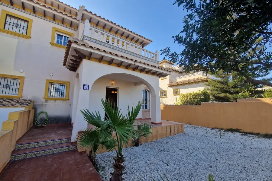 Reihenhaus 2+kk — Urbanización Lomas de Cabo Roig — Foto 3