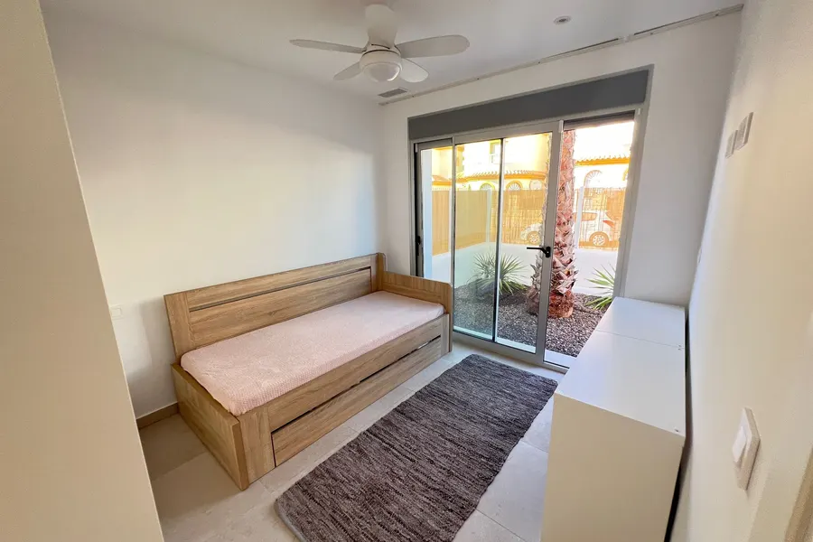 Villa 3+kk — San Fulgencio — Foto 12