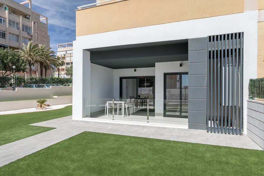 Penthouse 3+kk — Torrevieja — Foto 3