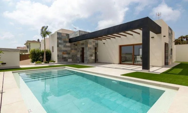 Villa 3+kk — Torrevieja